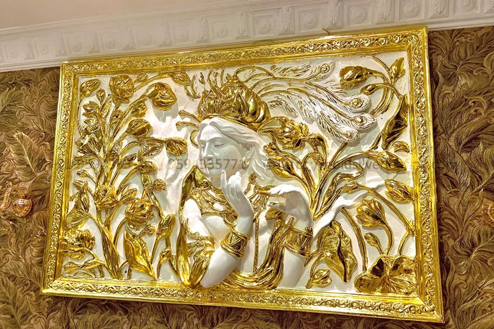 Artistic Leafing in Bangalore on Wall Painting